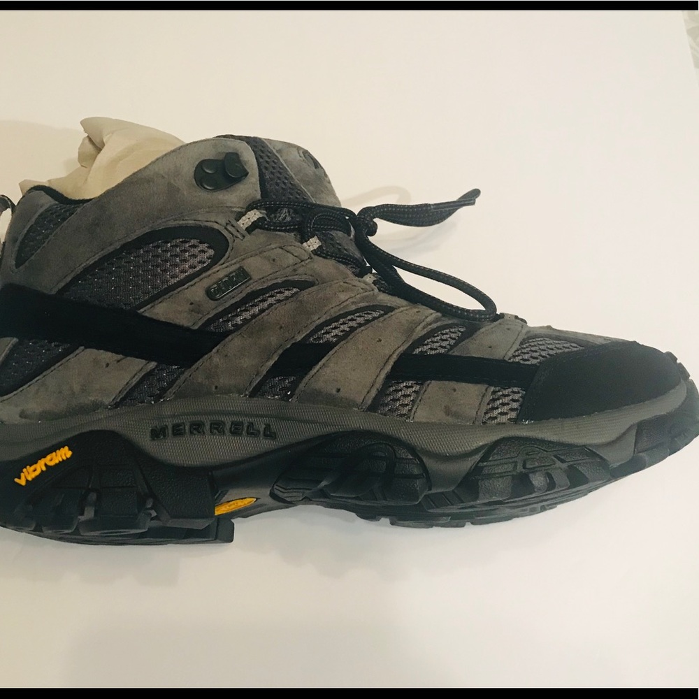 NWT Merrell Moab  2 Mid Wp Wide Width Boots